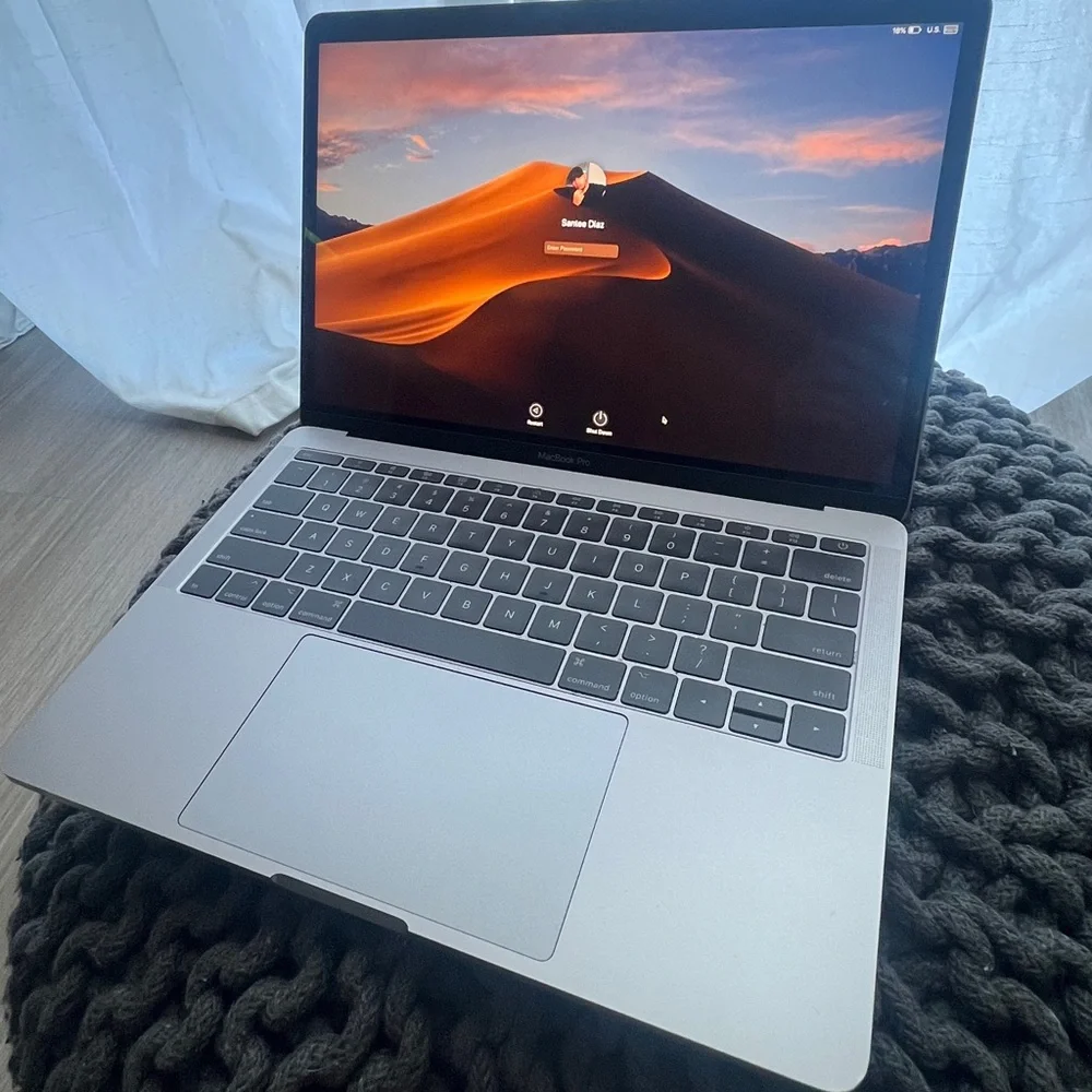 Apple | Computers, Laptops & Parts | Macbook Pro 3 Inch | Poshmark